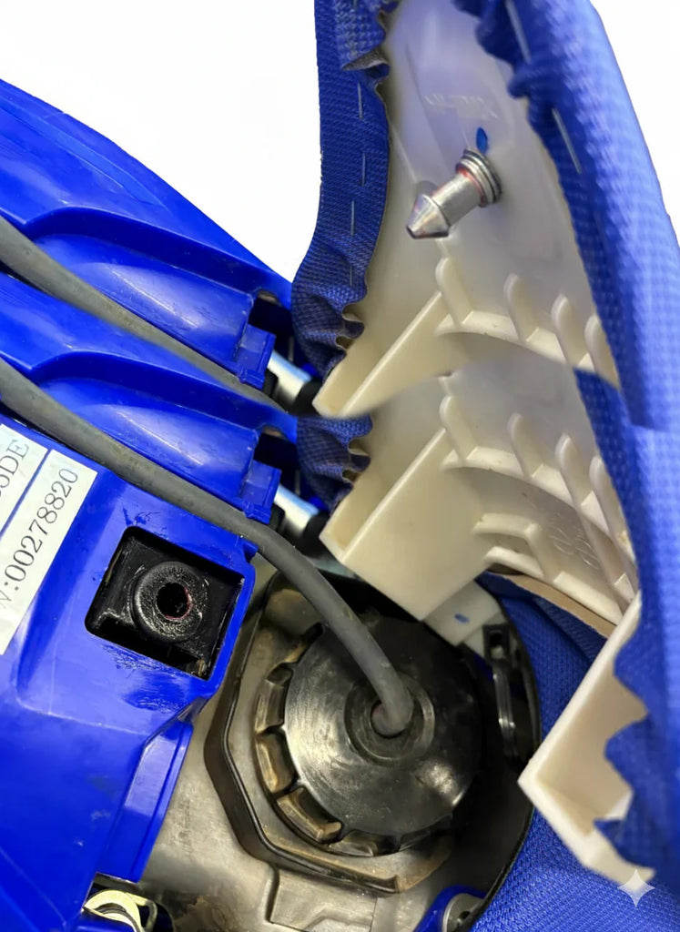 Quick Seat Release – Yamaha YZ250F & YZ450F – DCMX TOOLS Quick Seat Release – Yamaha YZ250F & YZ450F – DCMX TOOLS